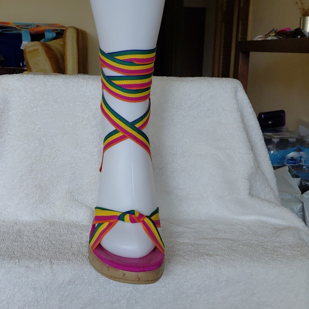 Chinese Laundry Pink Rainbow Wrap Wedges - Picture 2 of 5